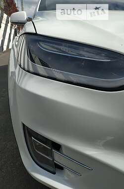 Внедорожник / Кроссовер Tesla Model X 2019 в 