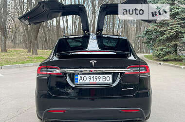 Внедорожник / Кроссовер Tesla Model X 2019 в 