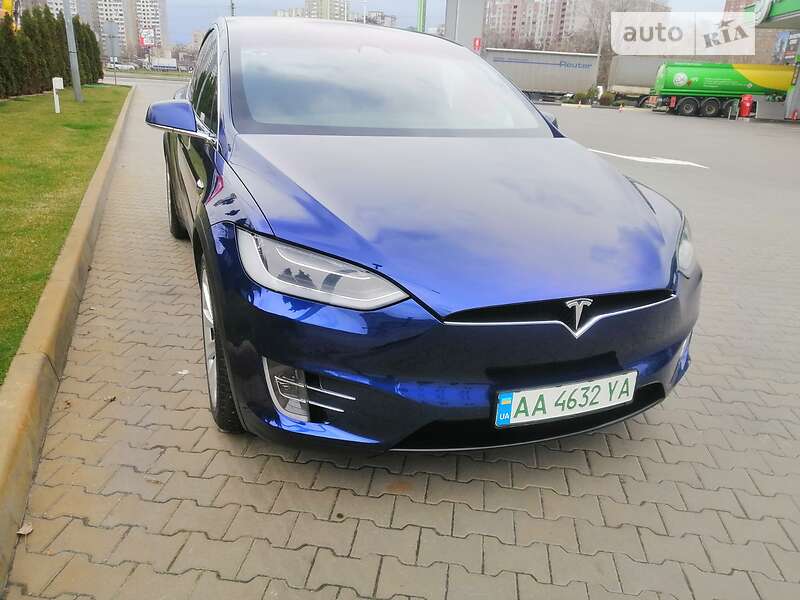 Позашляховик / Кросовер Tesla Model X 2017 в Києві