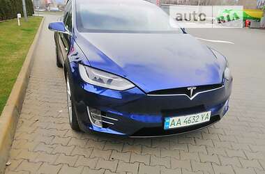 Позашляховик / Кросовер Tesla Model X 2017 в Києві