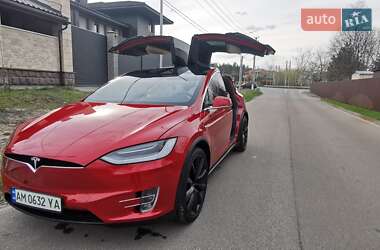 Внедорожник / Кроссовер Tesla Model X 2020 в Киеве