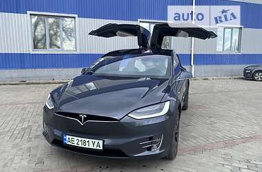 Позашляховик / Кросовер Tesla Model X 2017 в Апостоловому