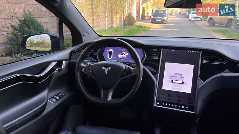Внедорожник / Кроссовер Tesla Model X 2018 в Одессе фото 5 Внедорожник / Кроссовер Tesla Model X 2018 в Одессе