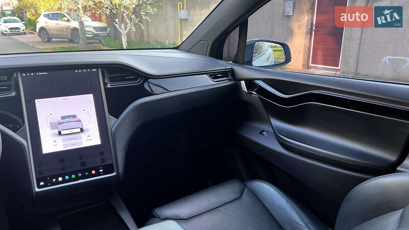 Позашляховик / Кросовер Tesla Model X 2018 в Одесі