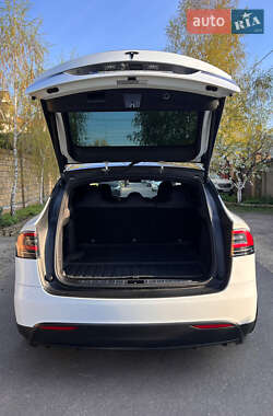 Позашляховик / Кросовер Tesla Model X 2018 в Одесі