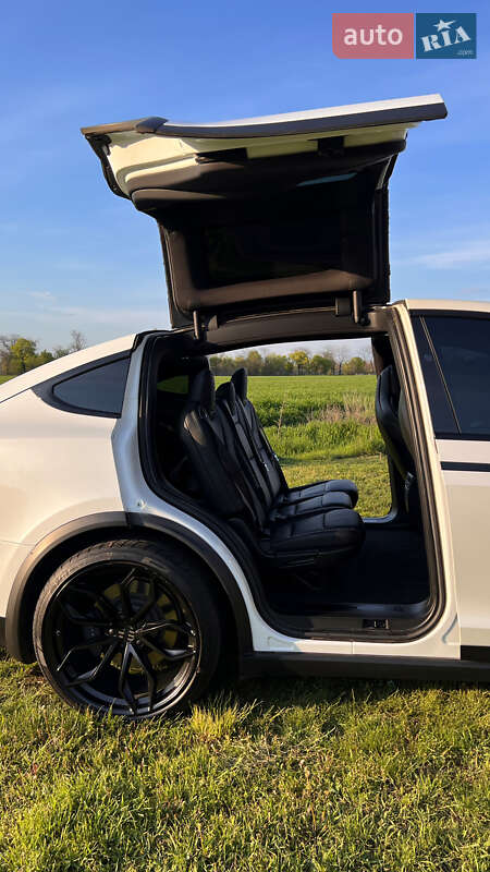 Позашляховик / Кросовер Tesla Model X 2018 в Одесі