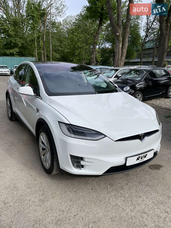 Внедорожник / Кроссовер Tesla Model X 2016 в Тернополе