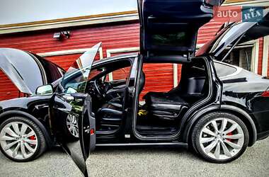 Внедорожник / Кроссовер Tesla Model X 2019 в 