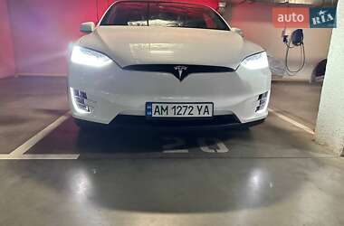 Внедорожник / Кроссовер Tesla Model X 2020 в 