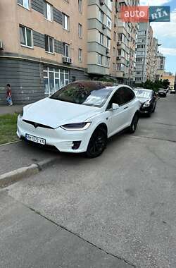 Внедорожник / Кроссовер Tesla Model X 2020 в 