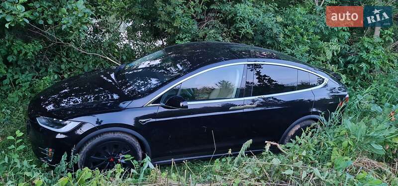 Внедорожник / Кроссовер Tesla Model X 2017 в Харькове