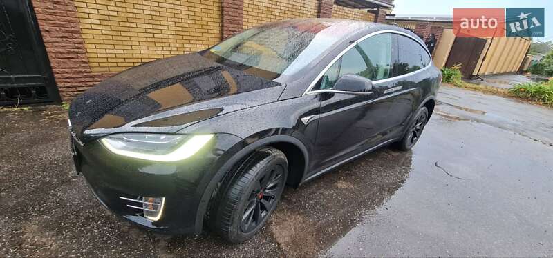 Внедорожник / Кроссовер Tesla Model X 2017 в Харькове