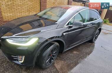 Внедорожник / Кроссовер Tesla Model X 2017 в 