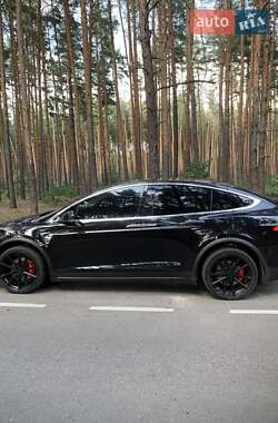 Позашляховик / Кросовер Tesla Model X 2016 в Полтаві