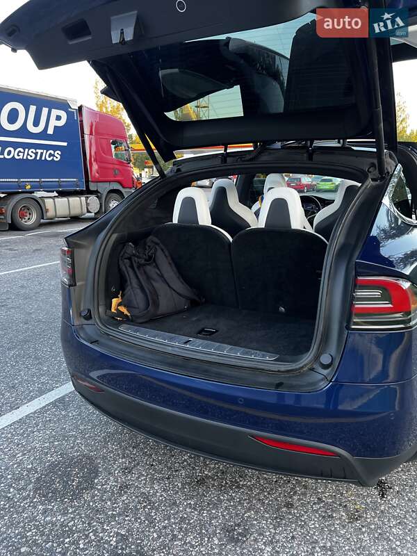 Позашляховик / Кросовер Tesla Model X 2017 в Києві