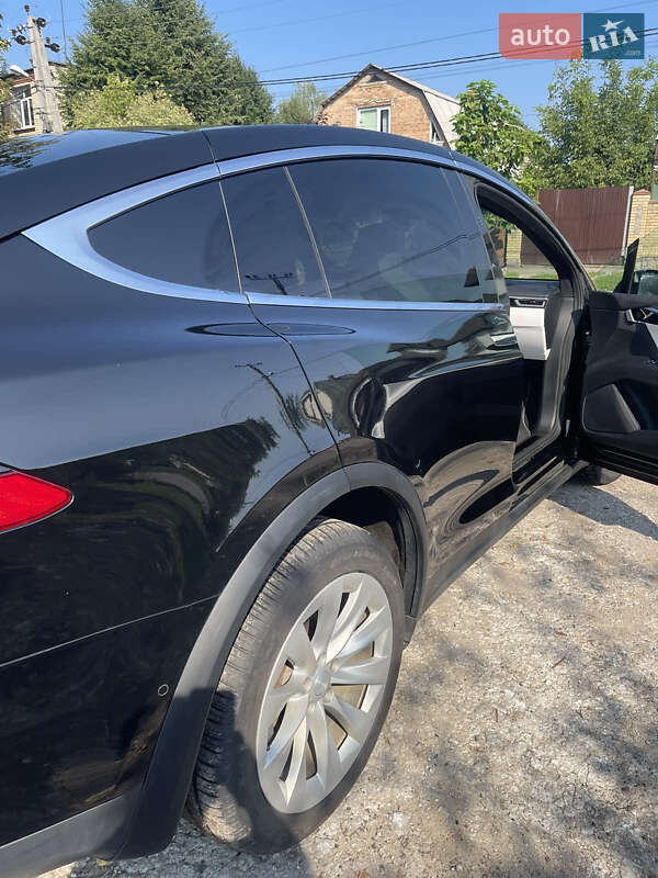 Внедорожник / Кроссовер Tesla Model X 2017 в Харькове фото 11 Внедорожник / Кроссовер Tesla Model X 2017 в Харькове