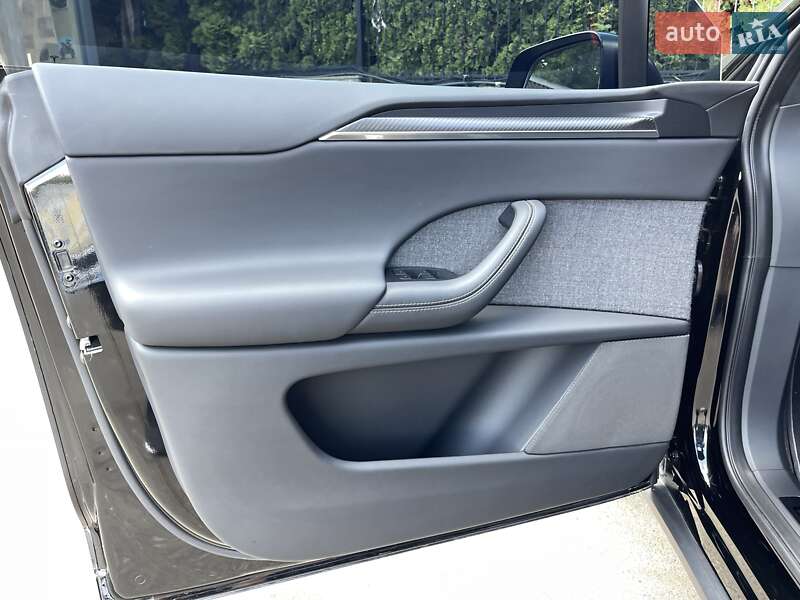 Позашляховик / Кросовер Tesla Model X 2022 в Києві