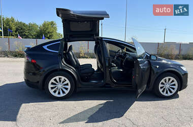 Внедорожник / Кроссовер Tesla Model X 2017 в Виннице