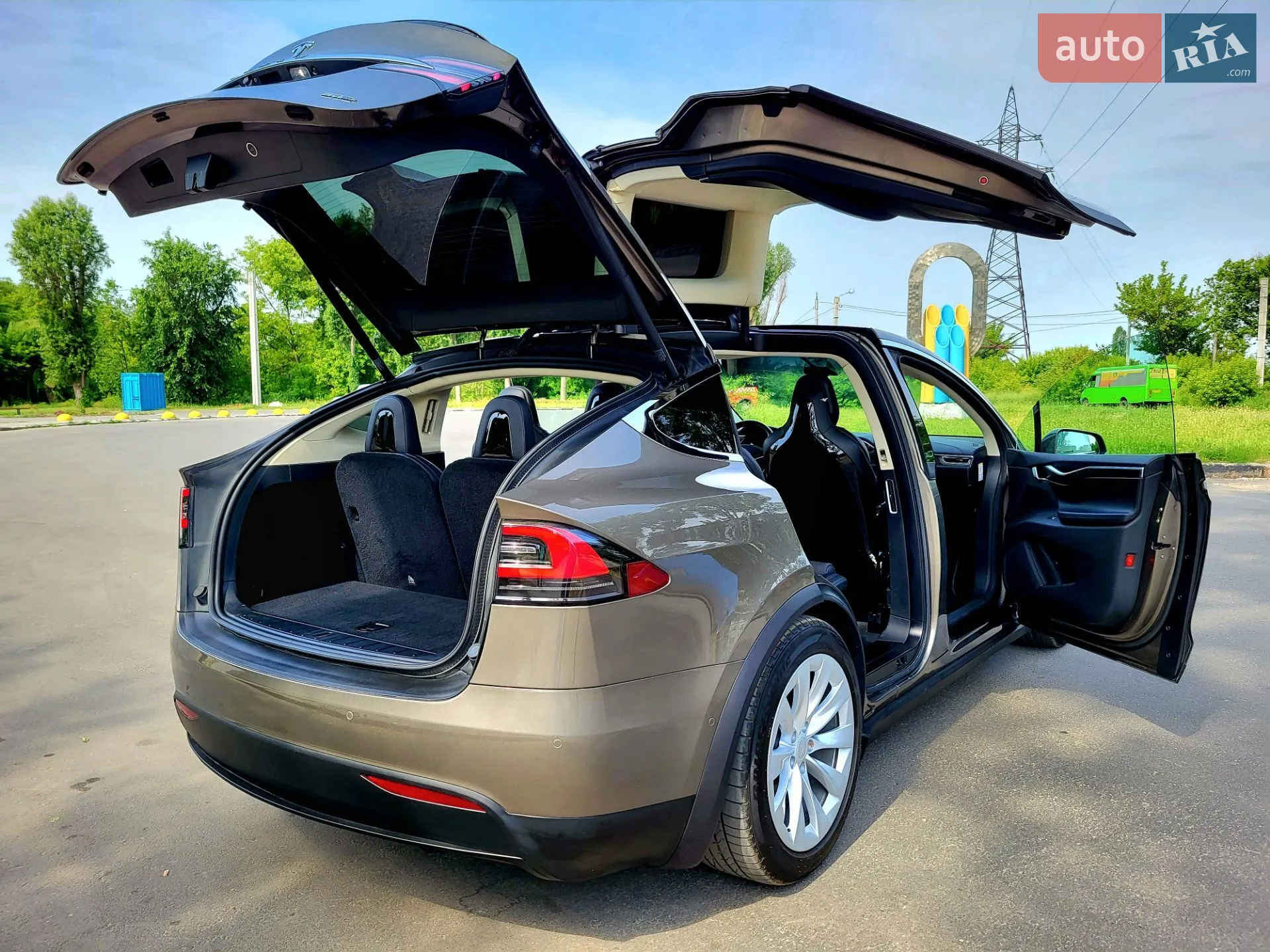 2016 Tesla Model X - мініатюра 39