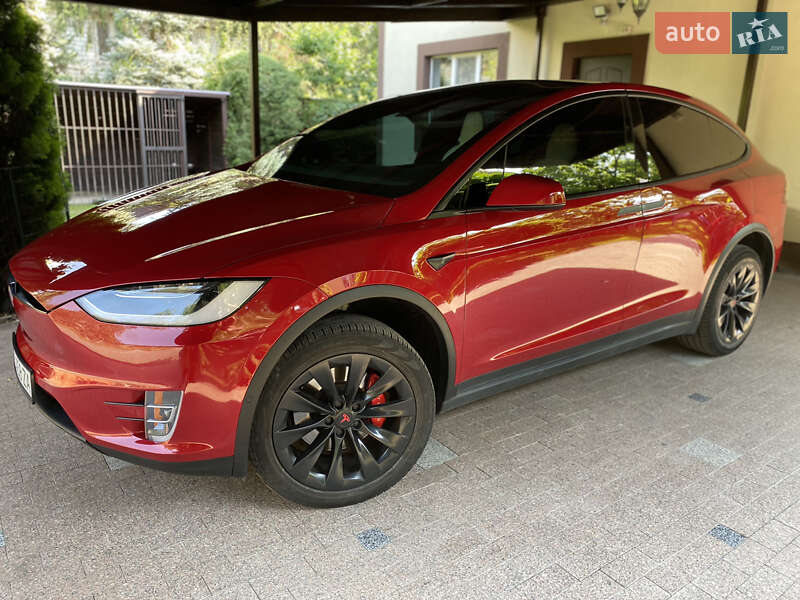 Внедорожник / Кроссовер Tesla Model X 2018 в Киеве