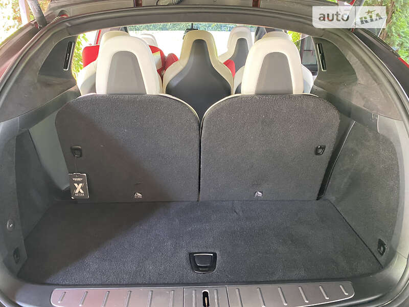 Позашляховик / Кросовер Tesla Model X 2018 в Києві фото 22 Позашляховик / Кросовер Tesla Model X 2018 в Києві