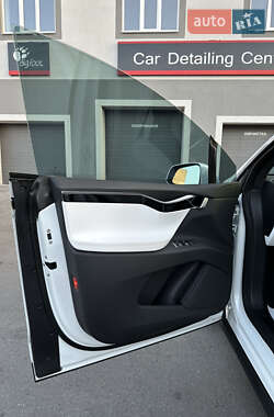 Внедорожник / Кроссовер Tesla Model X 2017 в Киеве