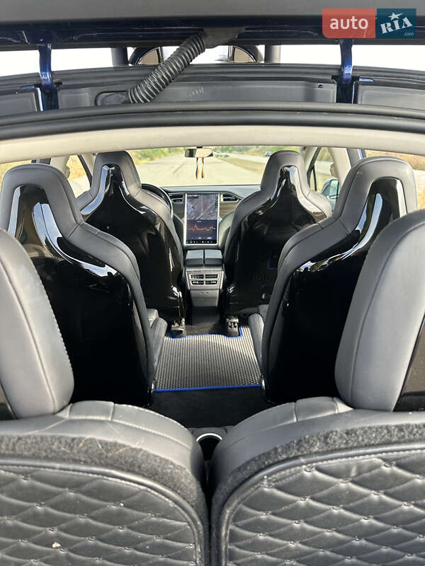 Внедорожник / Кроссовер Tesla Model X 2016 в Одессе