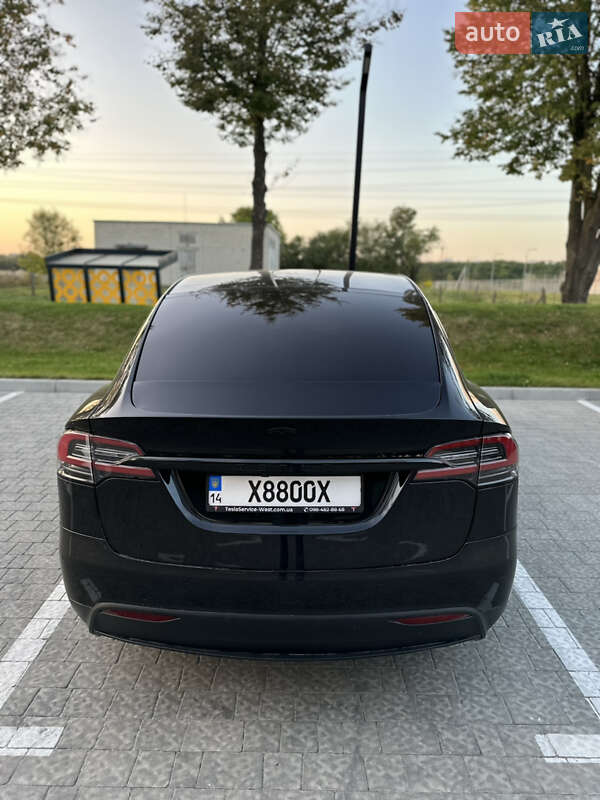 Внедорожник / Кроссовер Tesla Model X 2016 в Львове