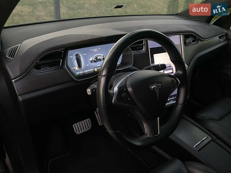 Внедорожник / Кроссовер Tesla Model X 2016 в Львове