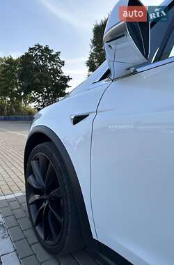 Внедорожник / Кроссовер Tesla Model X 2018 в Тернополе