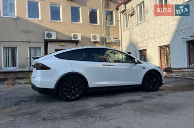 Позашляховик / Кросовер Tesla Model X 2022 в 