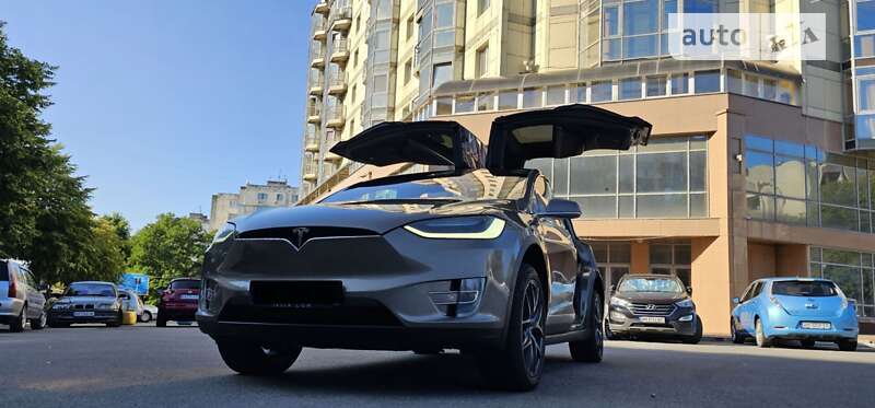 Внедорожник / Кроссовер Tesla Model X 2016 в Житомире