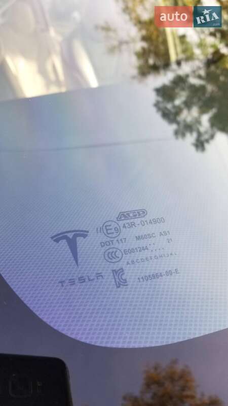 Внедорожник / Кроссовер Tesla Model X 2016 в Днепре