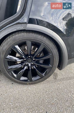 Внедорожник / Кроссовер Tesla Model X 2016 в Одессе