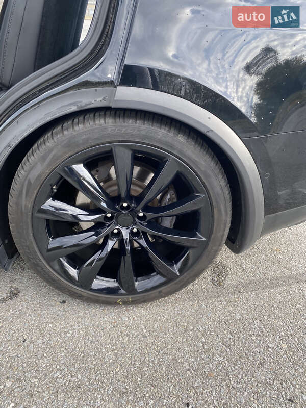 Внедорожник / Кроссовер Tesla Model X 2016 в Одессе
