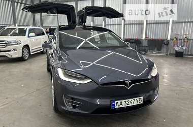 Внедорожник / Кроссовер Tesla Model X 2018 в Киеве