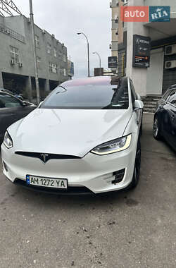 Внедорожник / Кроссовер Tesla Model X 2020 в 