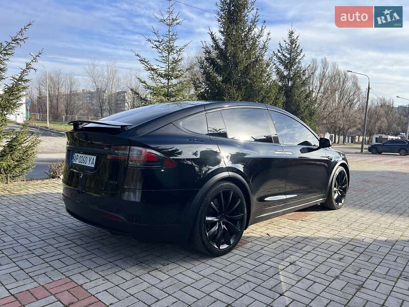 Позашляховик / Кросовер Tesla Model X 2017 в Запоріжжі