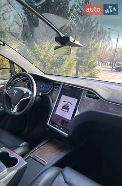 Внедорожник / Кроссовер Tesla Model X 2017 в Запорожье