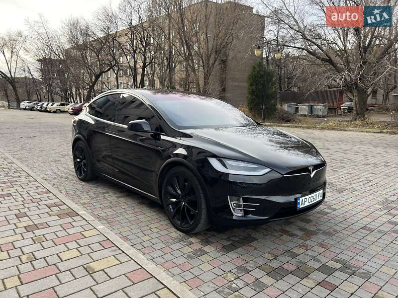 Позашляховик / Кросовер Tesla Model X 2017 в Запоріжжі