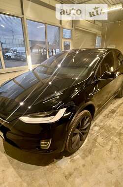 Позашляховик / Кросовер Tesla Model X 2019 в Дніпрі