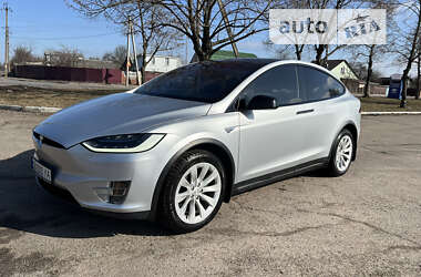 Позашляховик / Кросовер Tesla Model X 2016 в Чернігові