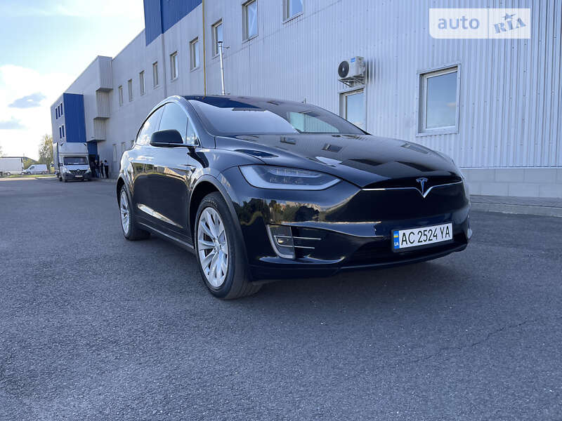 Внедорожник / Кроссовер Tesla Model X 2017 в Луцке фото 2 Внедорожник / Кроссовер Tesla Model X 2017 в Луцке