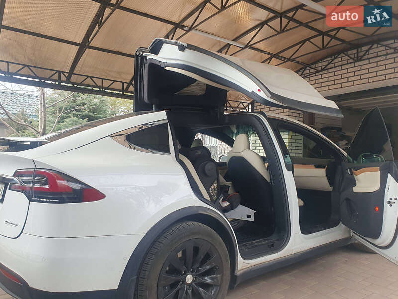 Внедорожник / Кроссовер Tesla Model X 2019 в Запорожье фото 5 Внедорожник / Кроссовер Tesla Model X 2019 в Запорожье