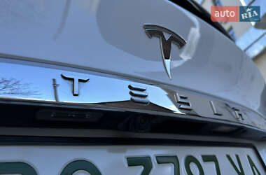 Позашляховик / Кросовер Tesla Model X 2016 в Тернополі фото 16 Позашляховик / Кросовер Tesla Model X 2016 в Тернополі