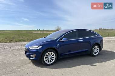 Позашляховик / Кросовер Tesla Model X 2016 в Ковелі