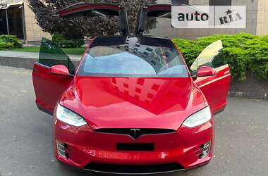 Позашляховик / Кросовер Tesla Model X 2016 в Умані