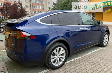 Позашляховик / Кросовер Tesla Model X 2017 в Луцьку