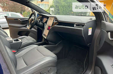 Позашляховик / Кросовер Tesla Model X 2017 в Луцьку