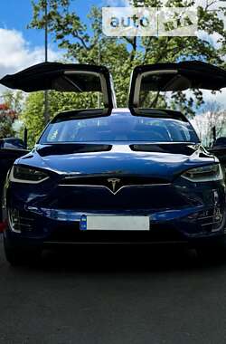 Позашляховик / Кросовер Tesla Model X 2016 в Харкові